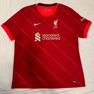 Liverpool FC Virgil Van Dijk Jersey/Kit (2021)